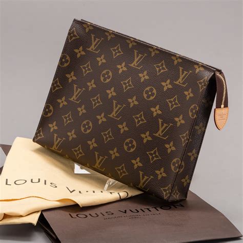 louis vuitton toiletry 26 pouch|Louis Vuitton toiletry hard case.